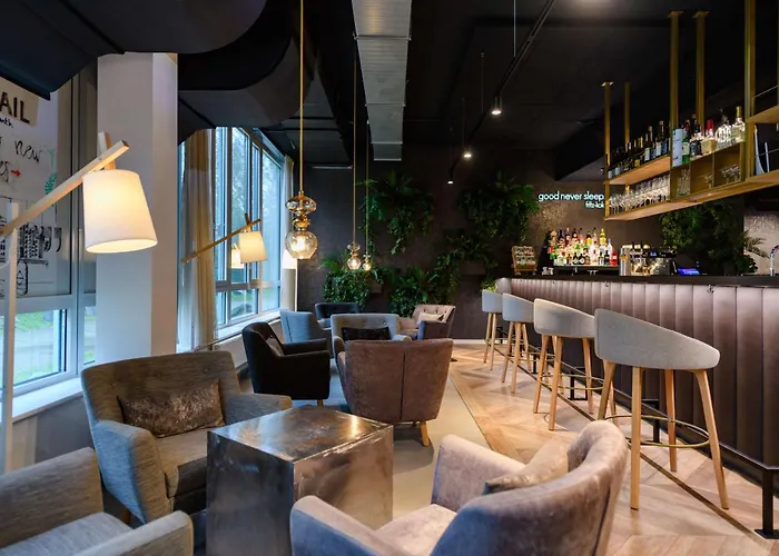 Flightgate Munich Airport Hotel, A Member Of Radisson Individuals מלון הלברגמוס