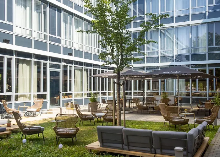 Flightgate Munich Airport Hotel, A Member Of Radisson Individuals מלון הלברגמוס
