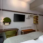 Flightgate Munich Airport Hotel, A Member Of Radisson Individuals Ξενοδοχείο Χαλμπεργκμόος
