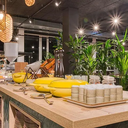 Flightgate Munich Airport Hotel, A Member Of Radisson Individuals 3* Hallbergmoos