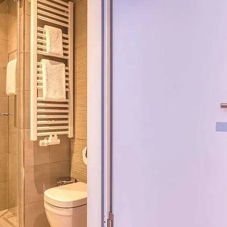 Flightgate Munich Airport Hotel, A Member Of Radisson Individuals 3*