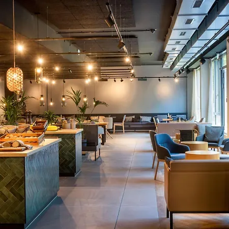 Flightgate Munich Airport Hotel, A Member Of Radisson Individuals 3*