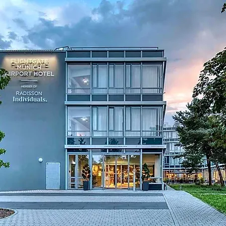 Flightgate Munich Airport Hotel, A Member Of Radisson Individuals 3*