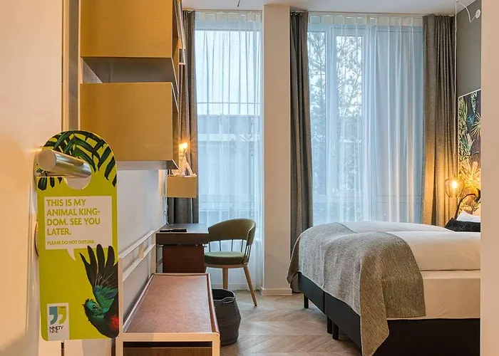 Flightgate Munich Airport Hotel, A Member Of Radisson Individuals מלון הלברגמוס